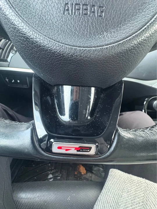 2019 Kia Stinger - Image 9 of 11