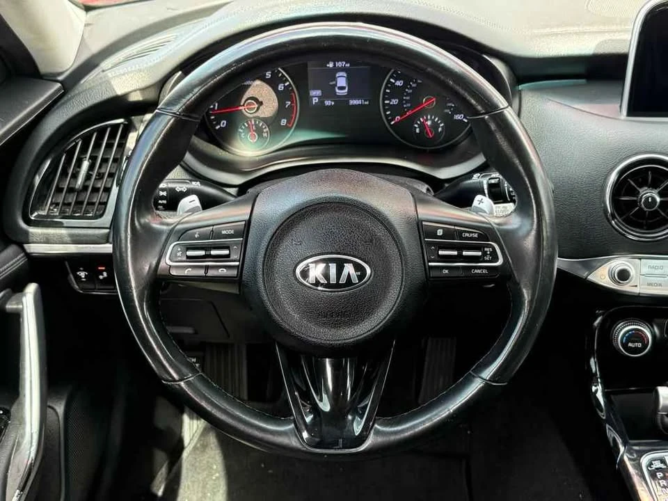 2019 Kia Stinger GT - Image 8 of 16