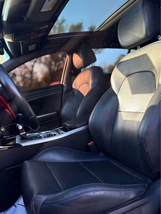 2019 Kia Stinger GT - Image 11 of 16