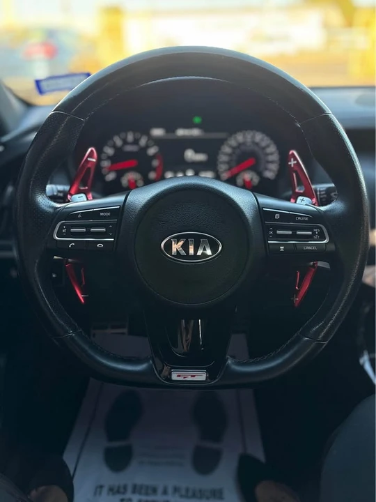2019 Kia Stinger GT - Image 14 of 16