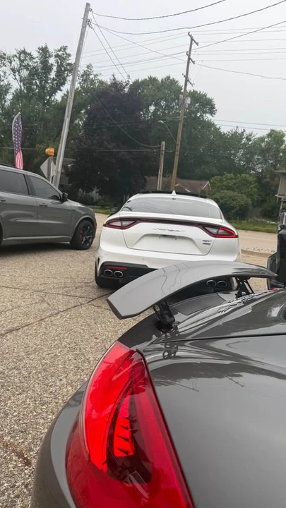 2019 Kia Stinger GT - Image 8 of 8