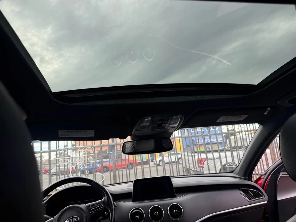 2019 Kia Stinger GT - Image 8 of 8