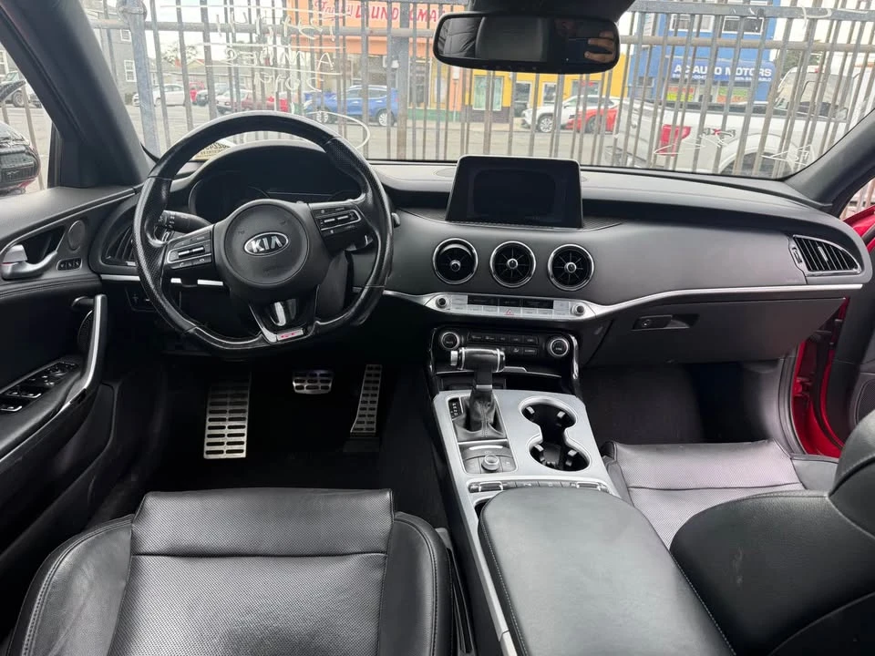 2019 Kia Stinger GT - Image 6 of 8