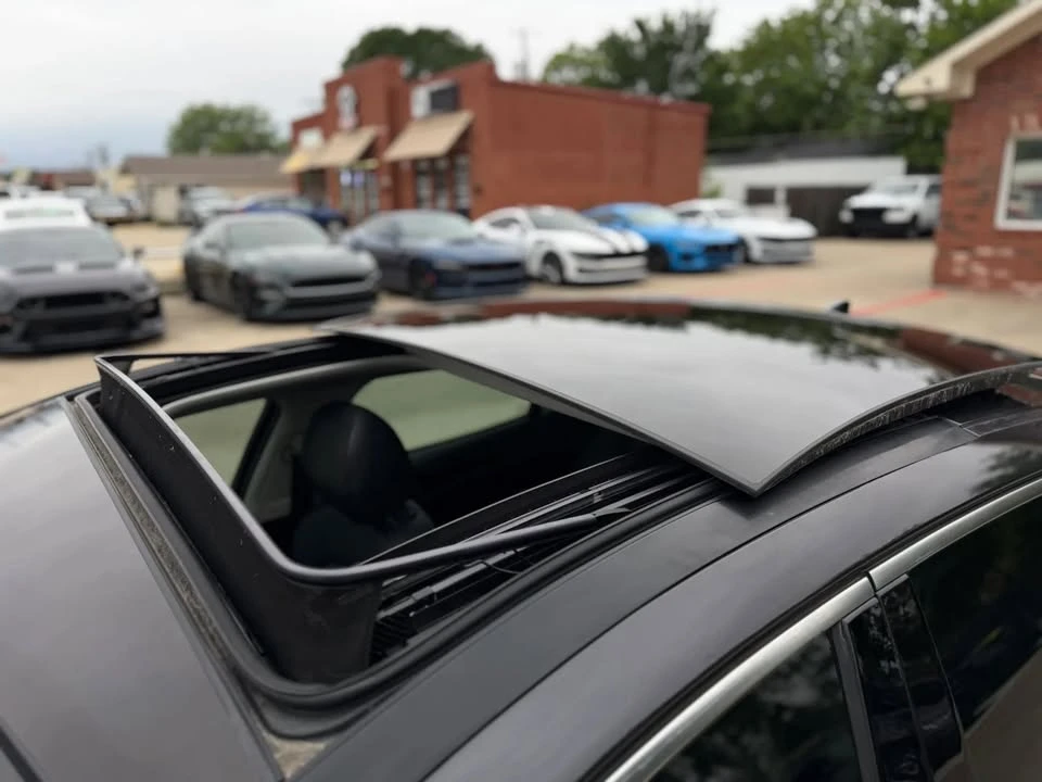 2019 Kia Stinger - Image 17 of 20