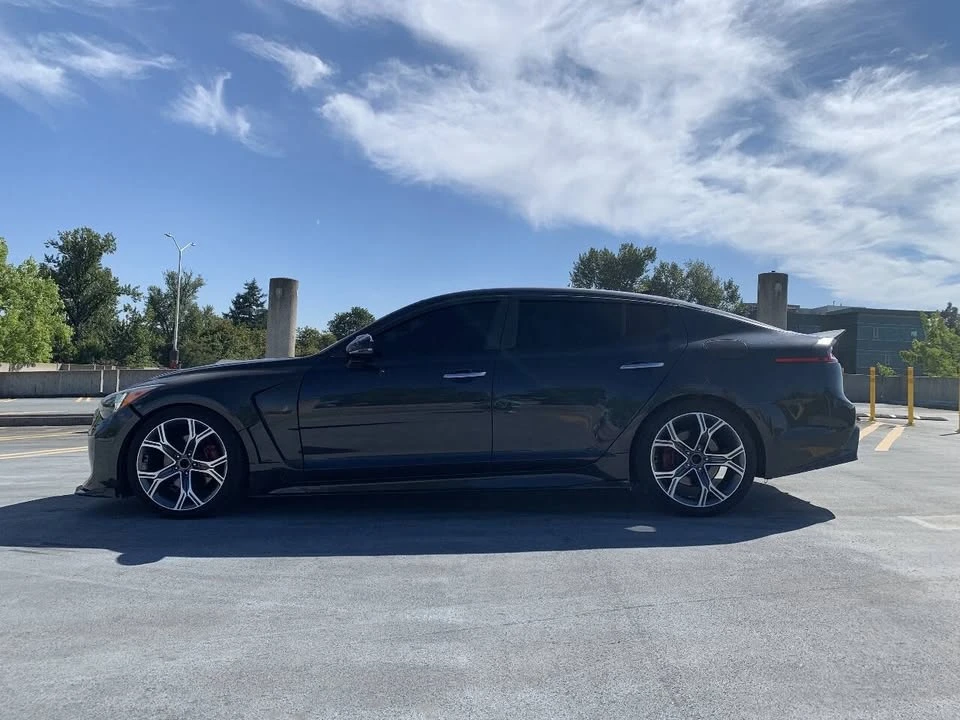 2019 Kia Stinger - Image 10 of 20