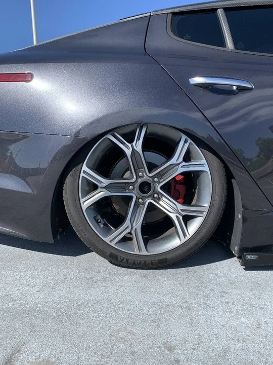 2019 Kia Stinger - Image 4 of 20