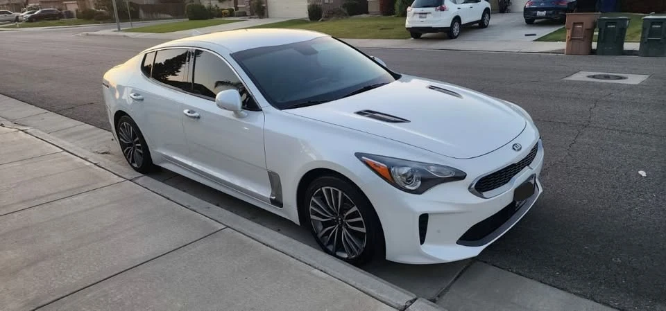 2019 Kia Stinger - Image 3 of 20
