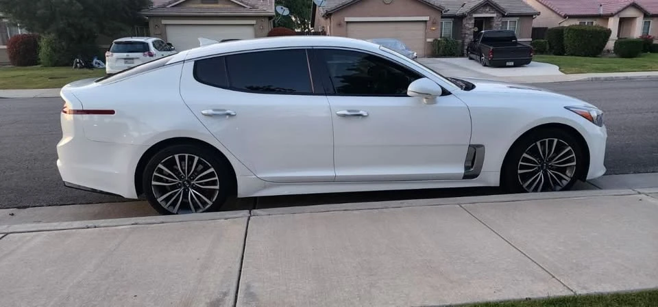 2019 Kia Stinger - Image 5 of 20