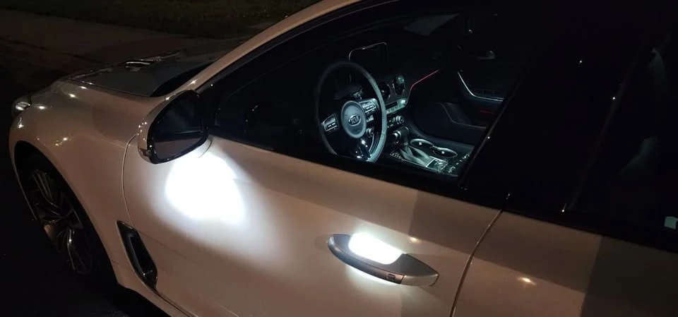 2019 Kia Stinger - Image 12 of 20