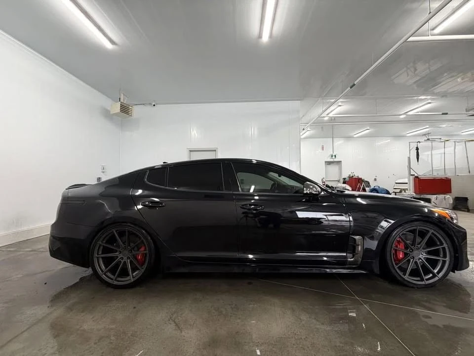 2019 Kia Stinger - Image 7 of 10