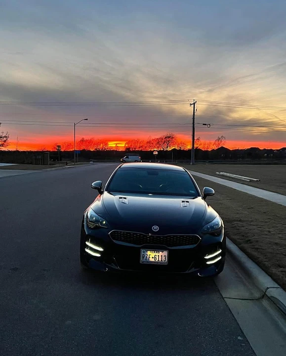 2019 Kia Stinger - Image 4 of 4
