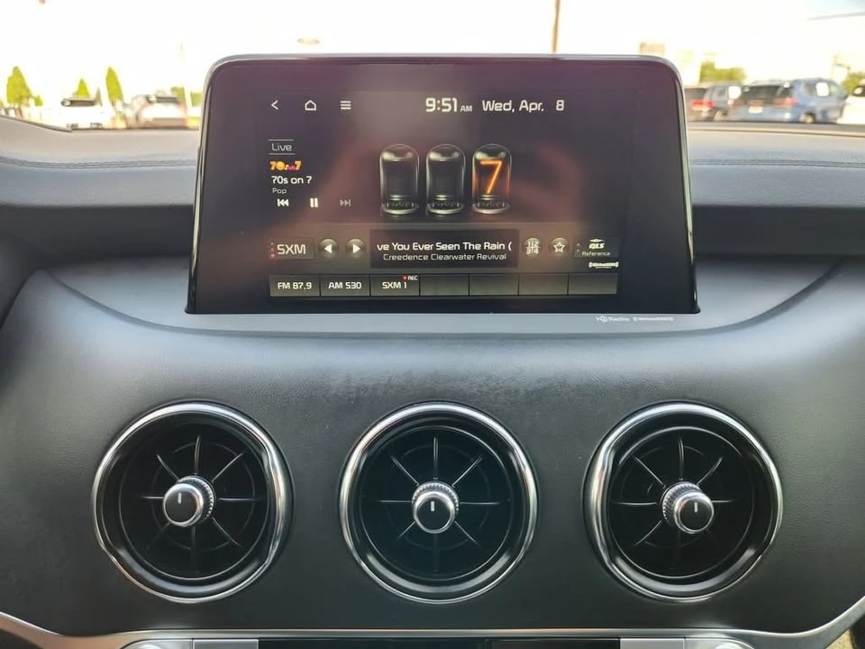 2019 Kia Stinger - Image 15 of 19
