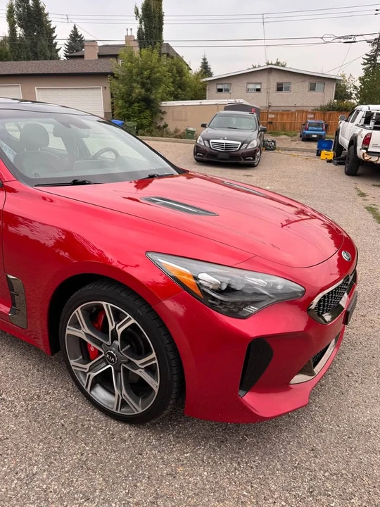 2019 Kia Stinger - Image 9 of 14