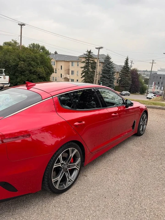 2019 Kia Stinger - Image 8 of 14