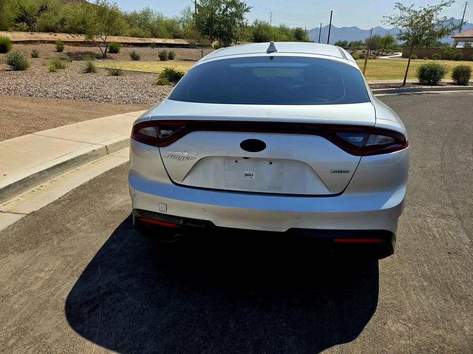 2019 Kia Stinger - Image 7 of 8