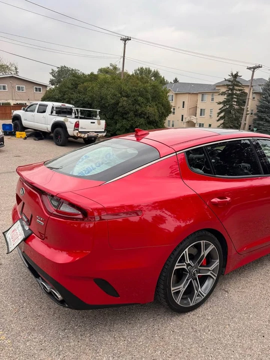 2019 Kia Stinger - Image 7 of 14