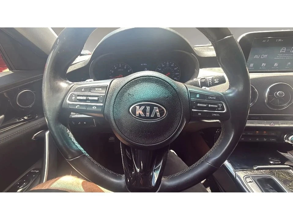 2019 Kia Stinger - Image 15 of 16