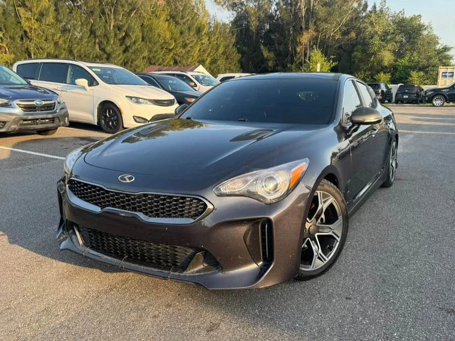 2019 Kia Stinger - Image 2 of 17