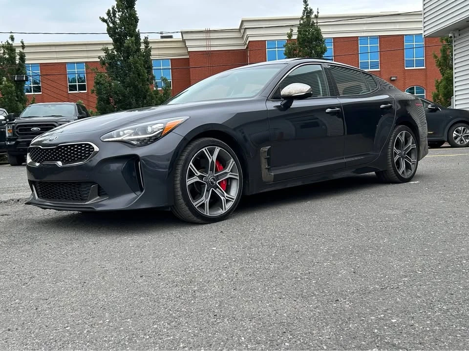 2019 Kia Stinger - Image 2 of 14