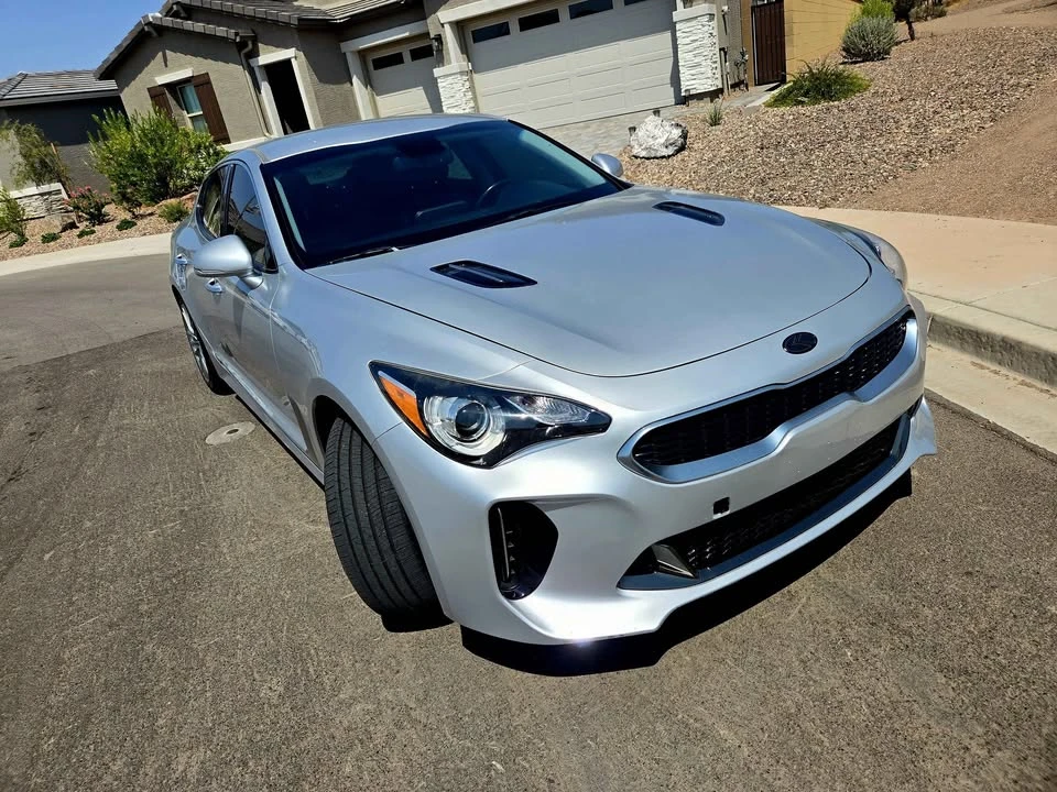 2019 Kia Stinger - Image 2 of 8