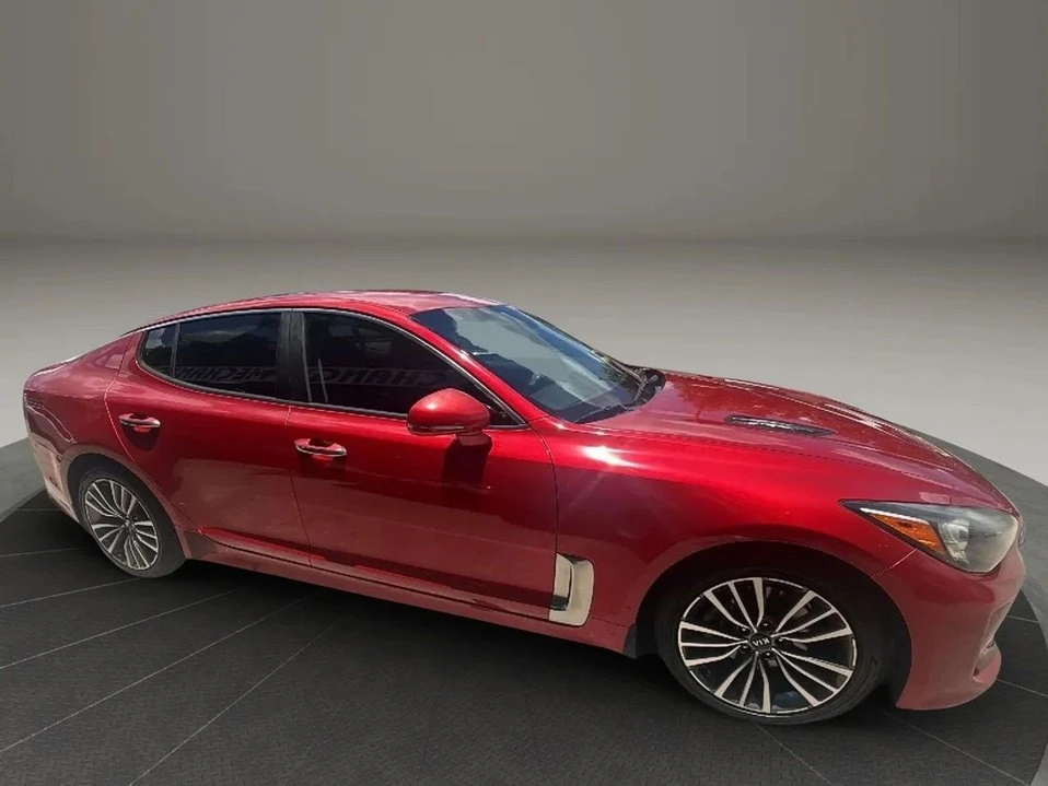 2019 Kia Stinger - Image 6 of 16