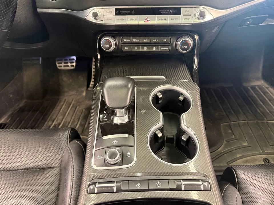 2019 Kia Stinger - Image 11 of 12