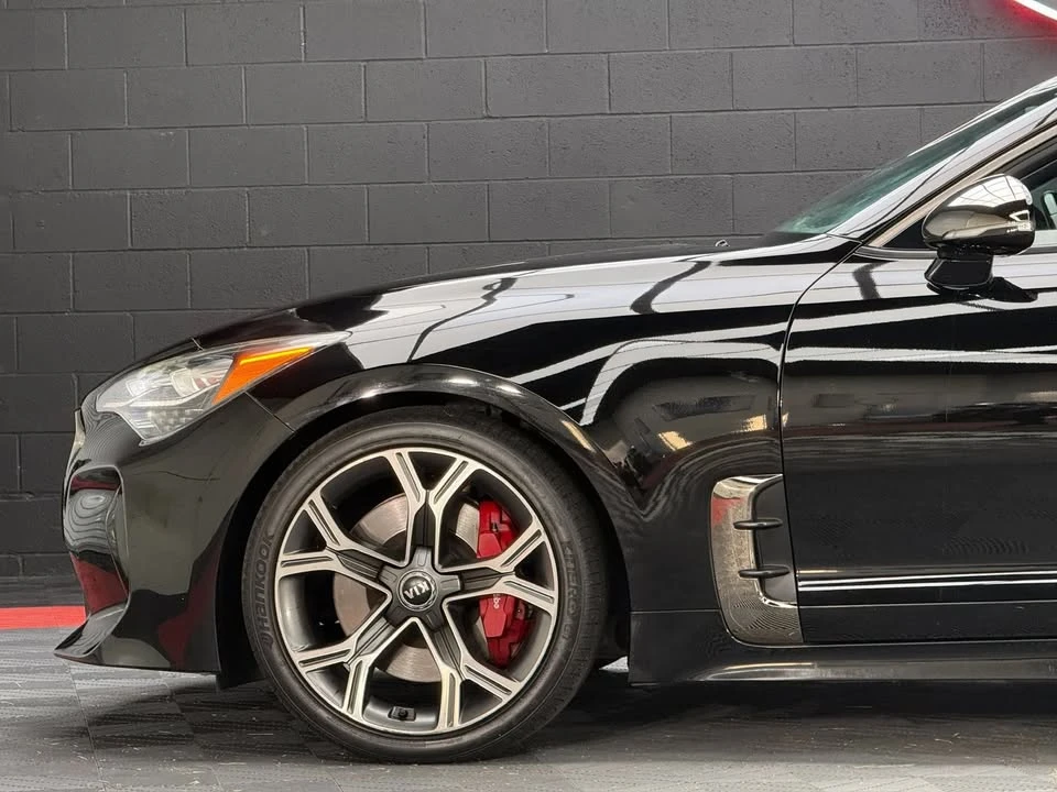 2019 Kia Stinger - Image 12 of 20