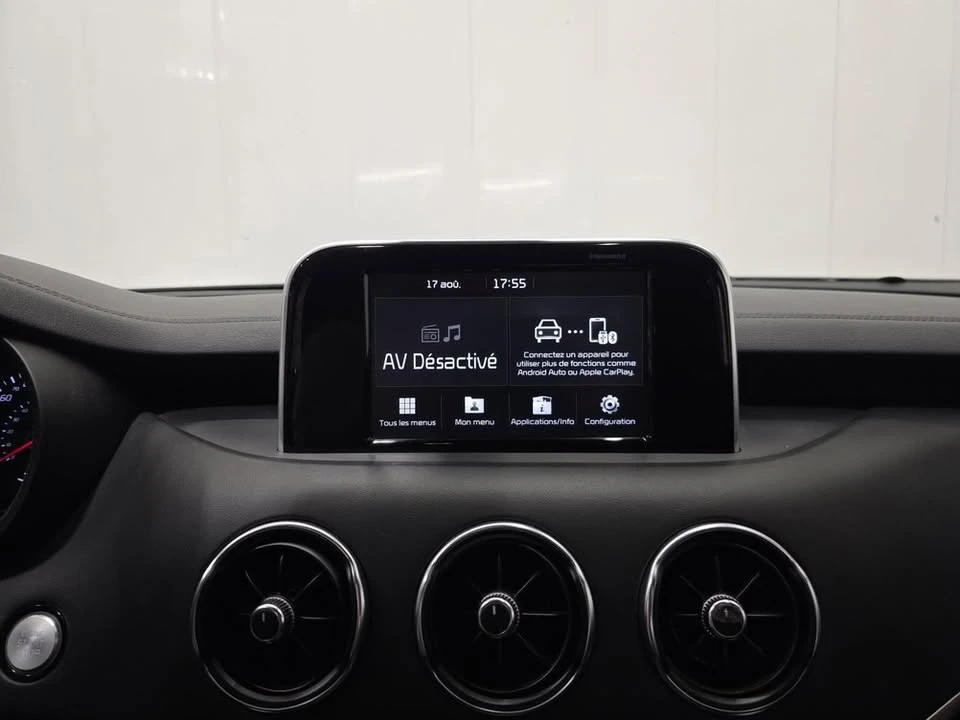 2019 Kia Stinger - Image 10 of 10