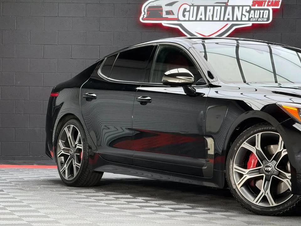 2019 Kia Stinger - Image 2 of 20