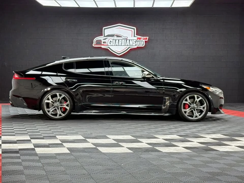 2019 Kia Stinger - Image 17 of 20