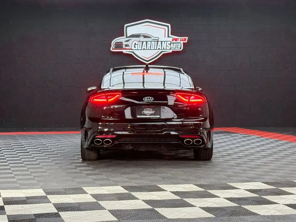 2019 Kia Stinger - Image 15 of 20