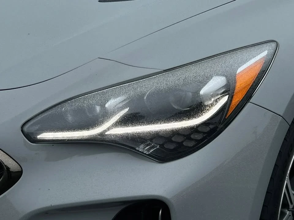 2019 Kia Stinger - Image 2 of 20