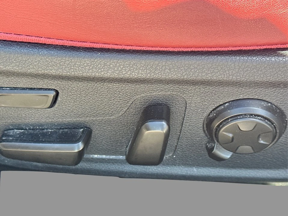 2019 Kia Stinger - Image 13 of 20