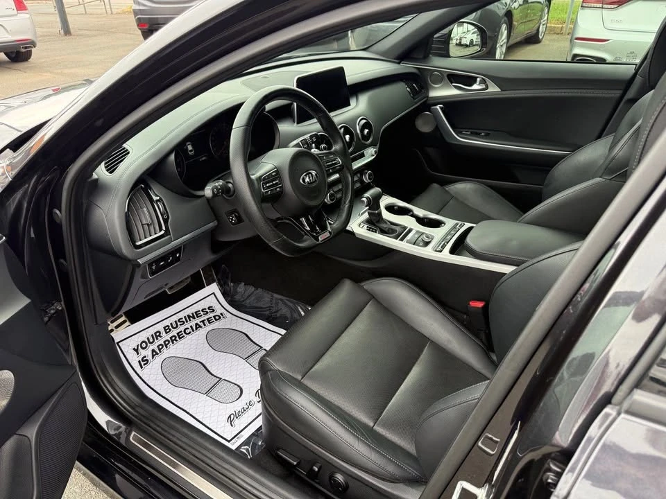 2019 Kia Stinger - Image 7 of 20