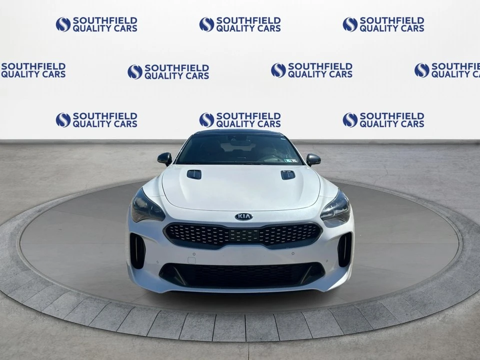 2019 Kia Stinger - Image 8 of 20