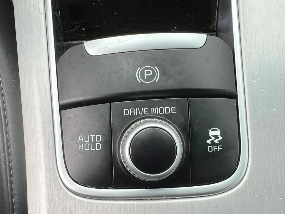 2019 Kia Stinger - Image 16 of 20