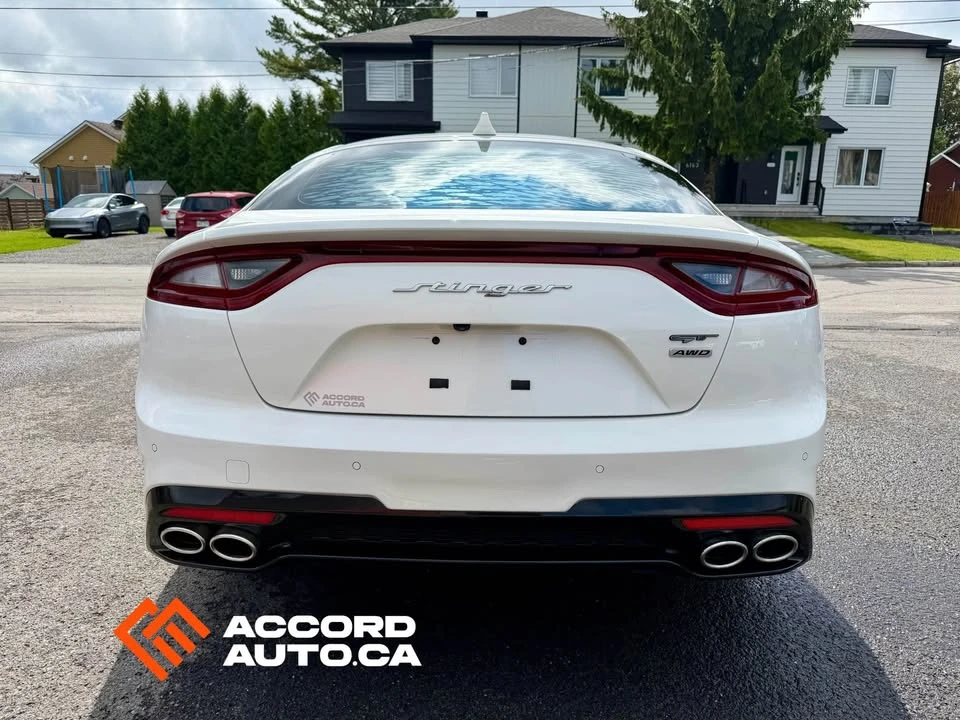 2019 Kia Stinger - Image 12 of 16