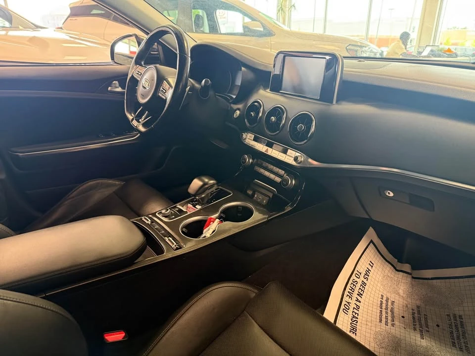 2019 Kia Stinger - Image 14 of 14