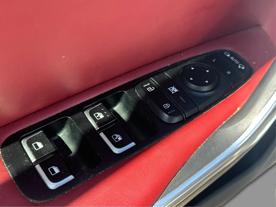 2019 Kia Stinger - Image 14 of 20