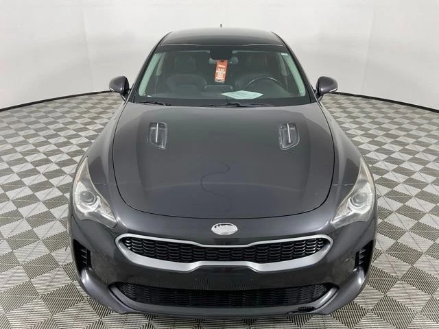 2019 Kia Stinger - Image 15 of 20