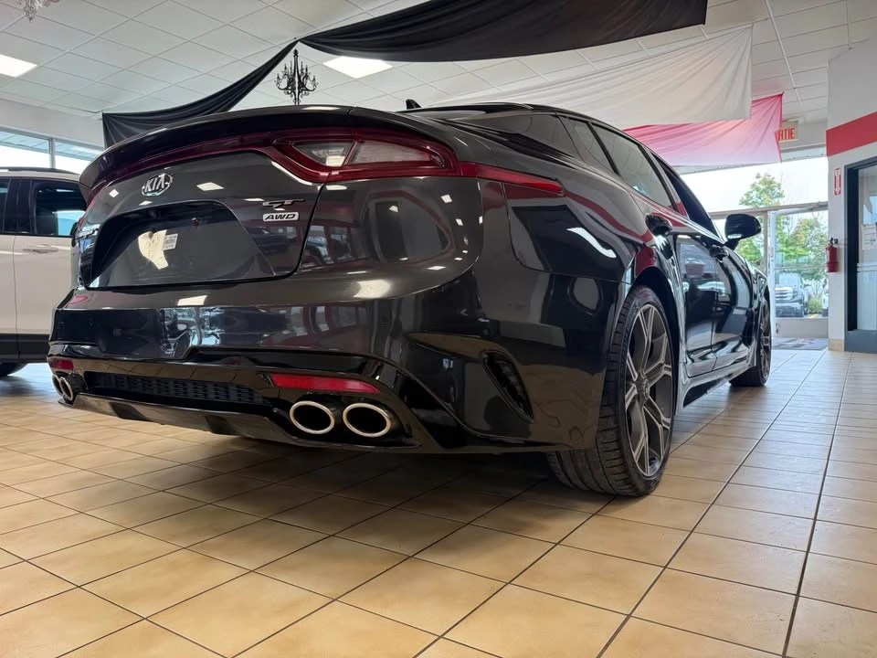 2019 Kia Stinger - Image 5 of 14