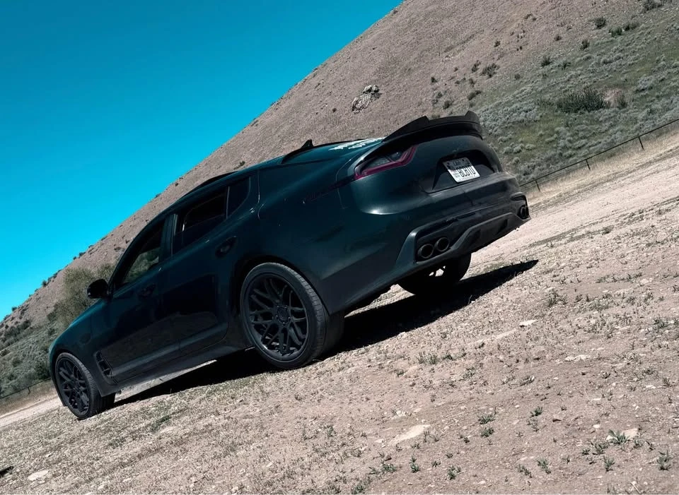 2019 Kia Stinger - Image 3 of 13