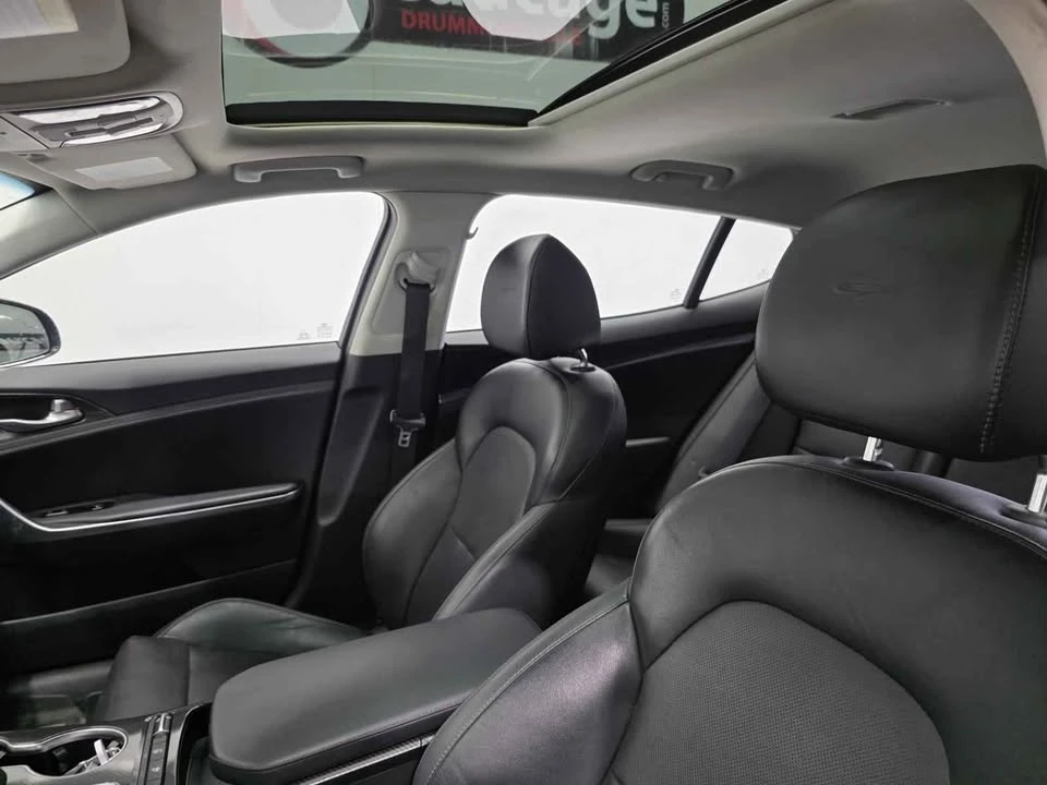 2019 Kia Stinger - Image 9 of 11