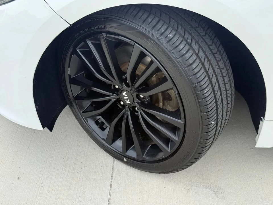 2019 Kia Stinger - Image 10 of 20