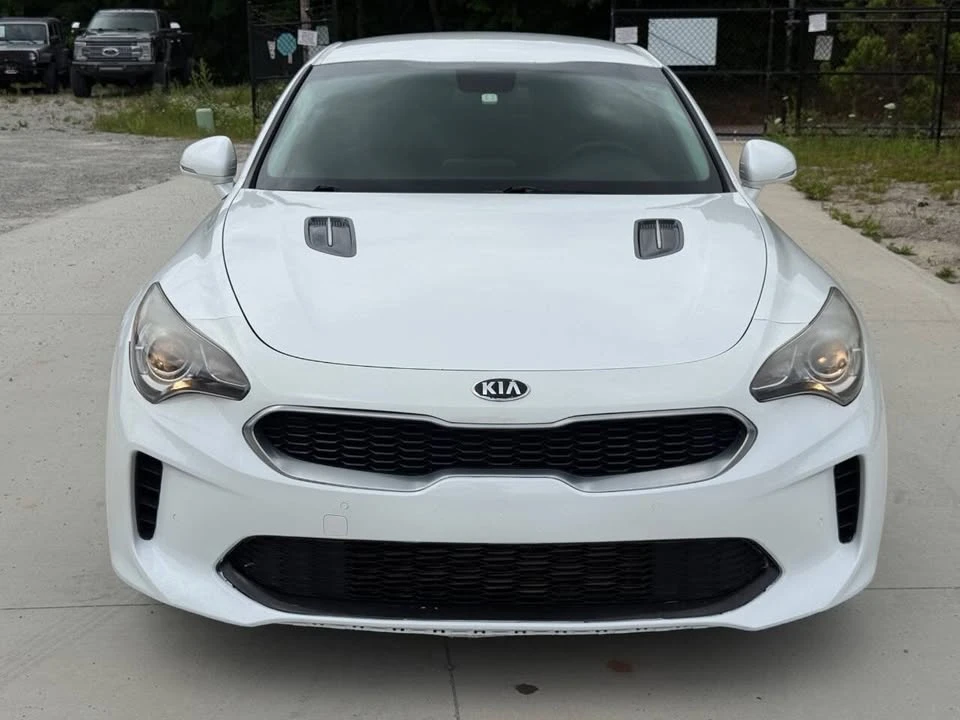 2019 Kia Stinger - Image 2 of 20