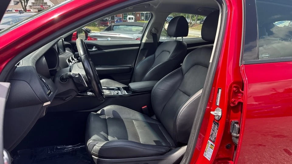 2019 Kia Stinger - Image 9 of 20