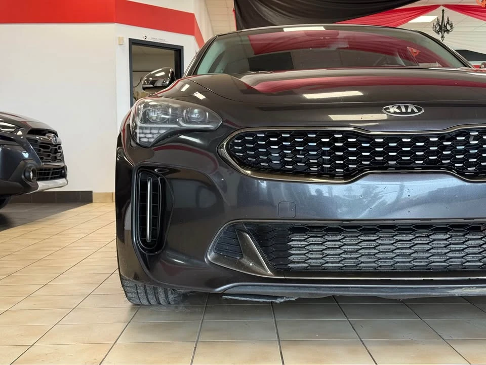 2019 Kia Stinger - Image 2 of 14