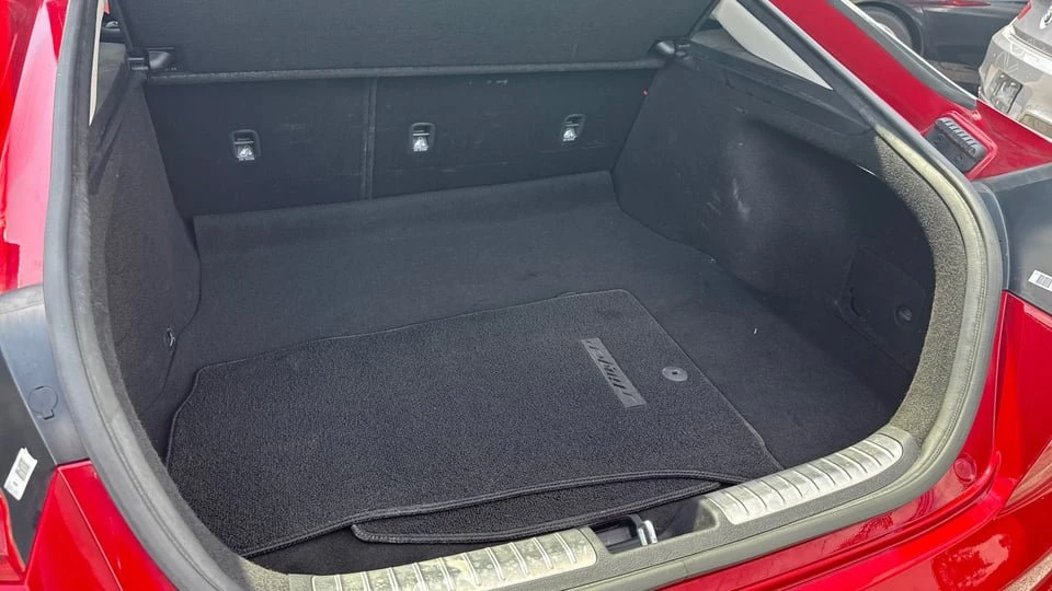 2019 Kia Stinger - Image 16 of 20
