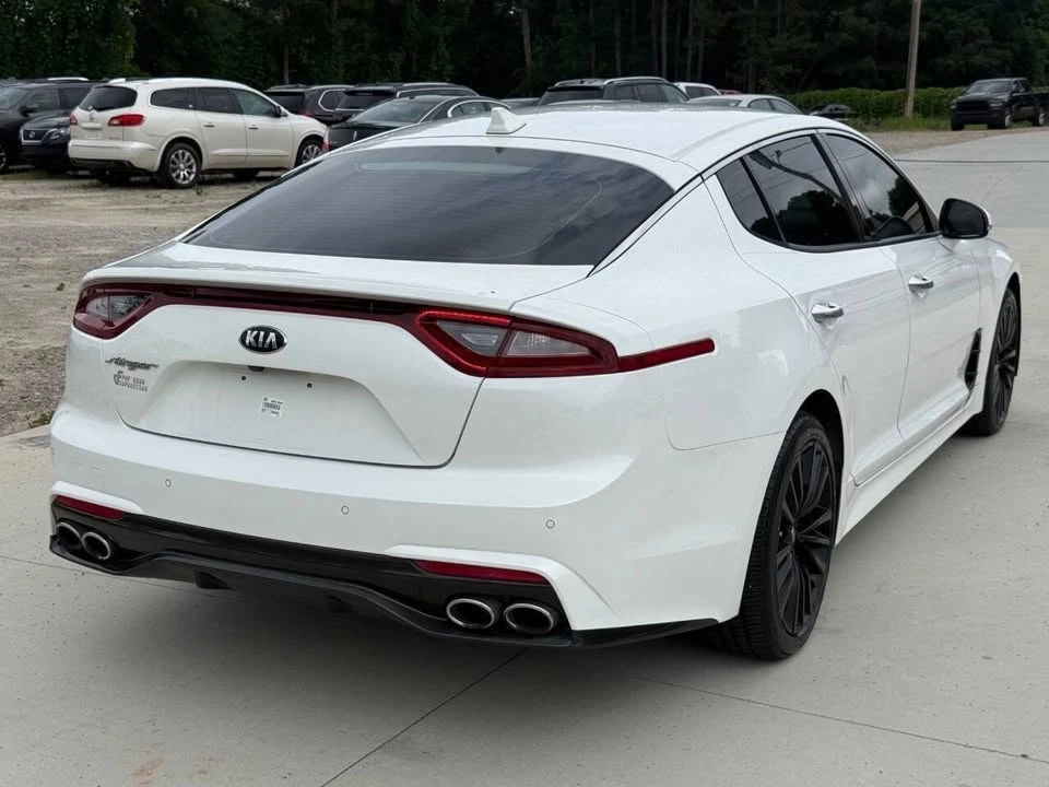 2019 Kia Stinger - Image 7 of 20
