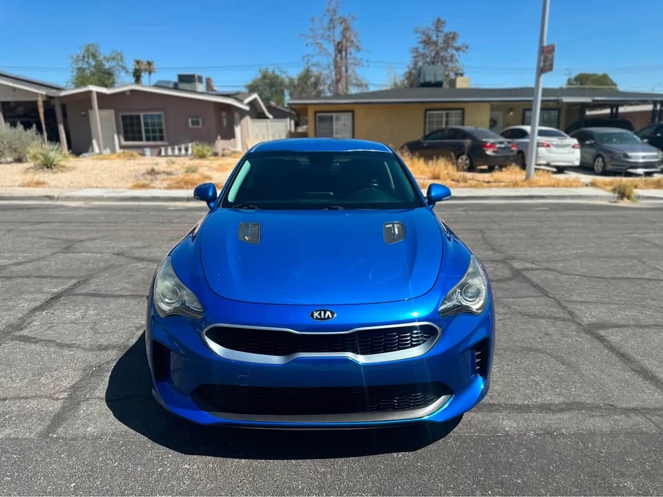 2019 Kia Stinger - Image 4 of 10